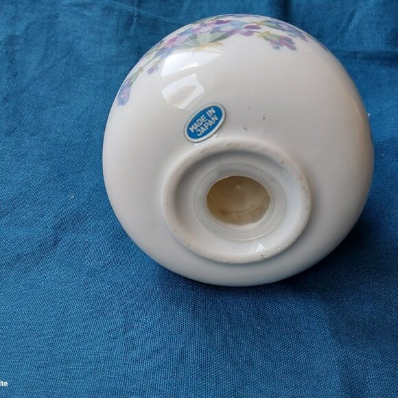 Vintage ceramic potpourri holder pomander white with purple flowers 1970s Japan - Picture 3 of 7
